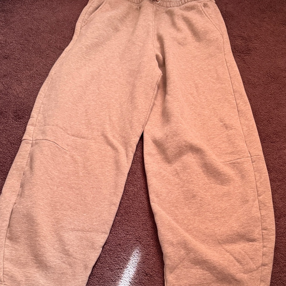 Women’s sweatpants